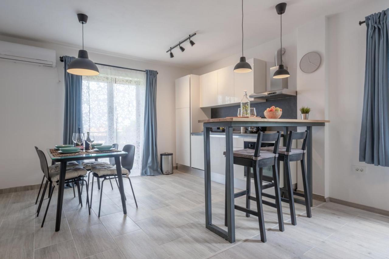Visum Apartments Пула Экстерьер фото